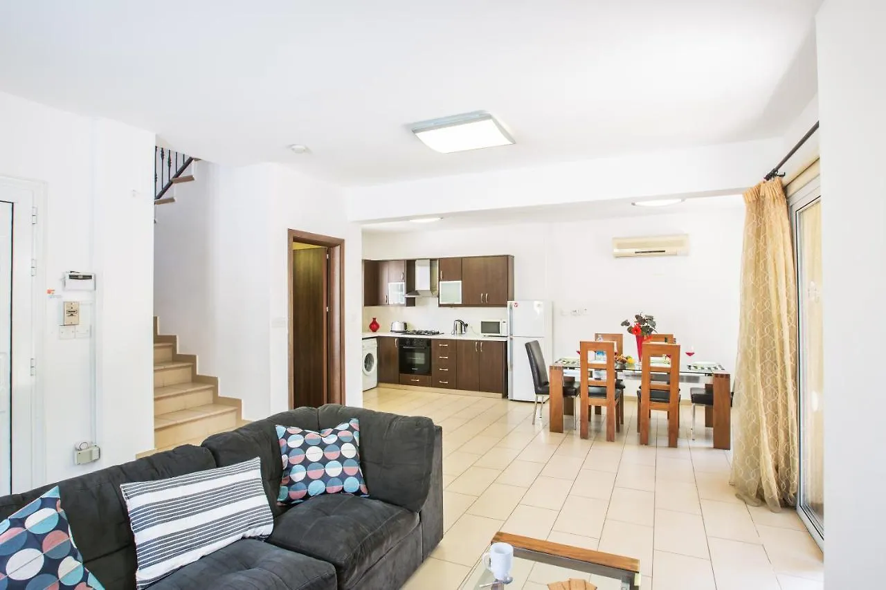 פרוטאראס Mylos Villas קפריסין